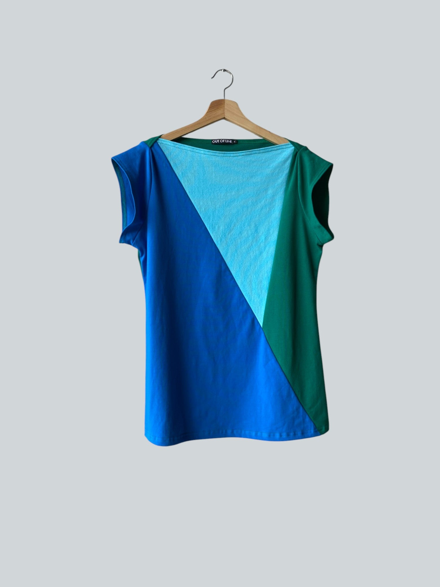 Small, Triangle Top, Color Block