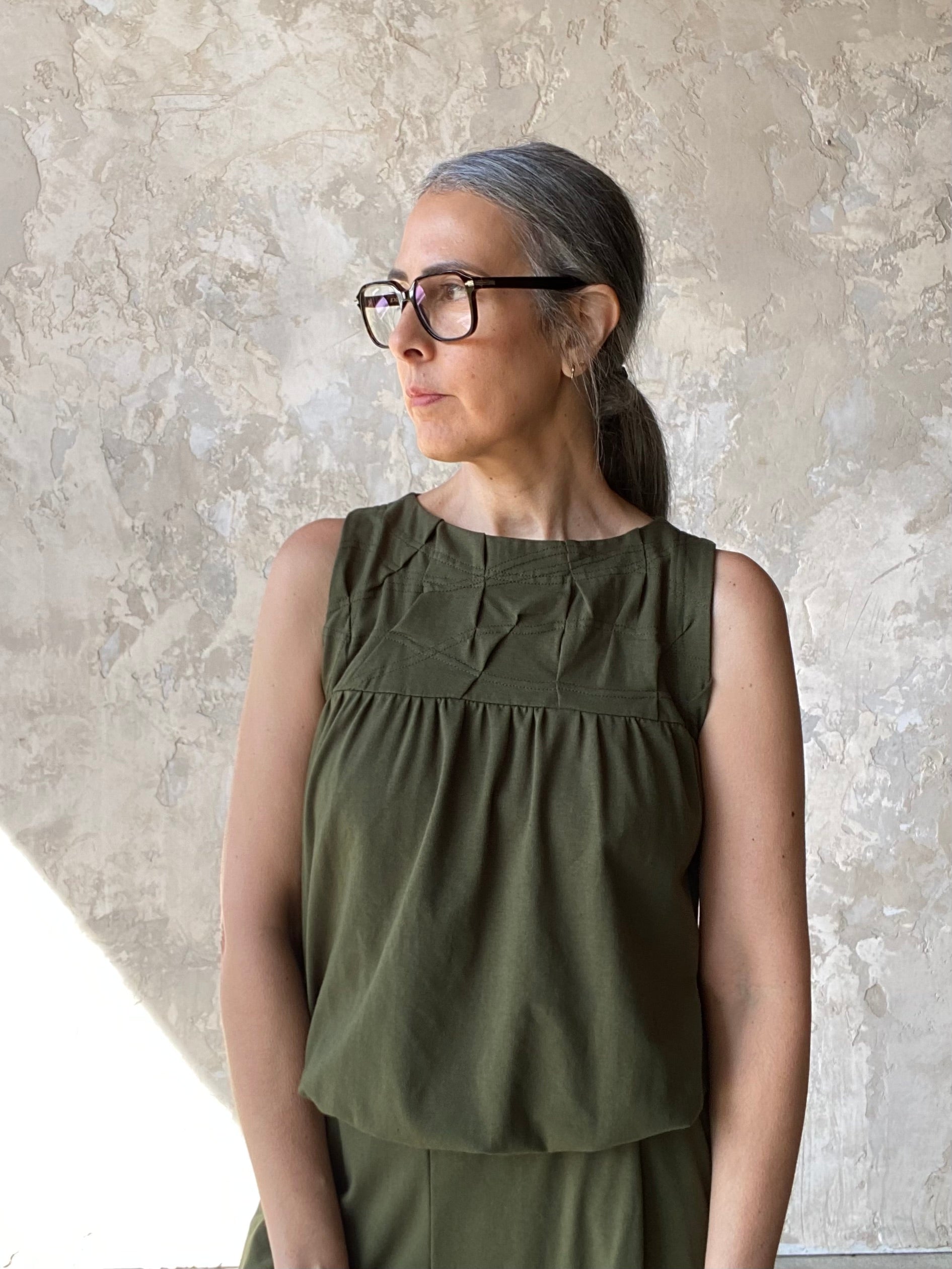 Folded Vest in Olive