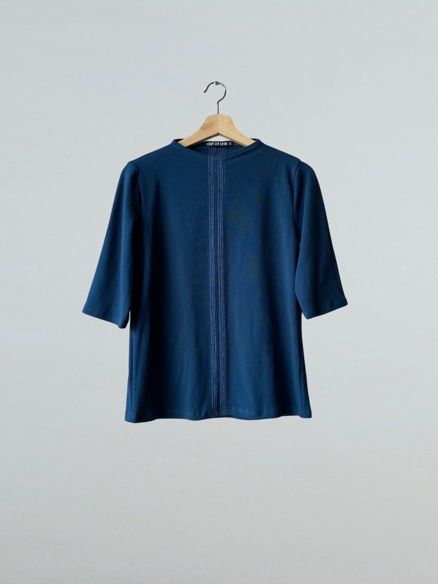 Medium, Center Lines Top, Teal