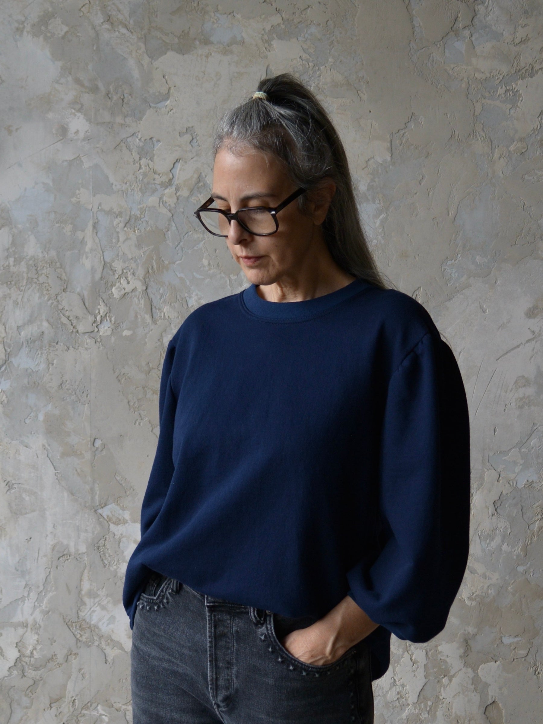 Women’s 100% Cotton Sweatshirt in Navy