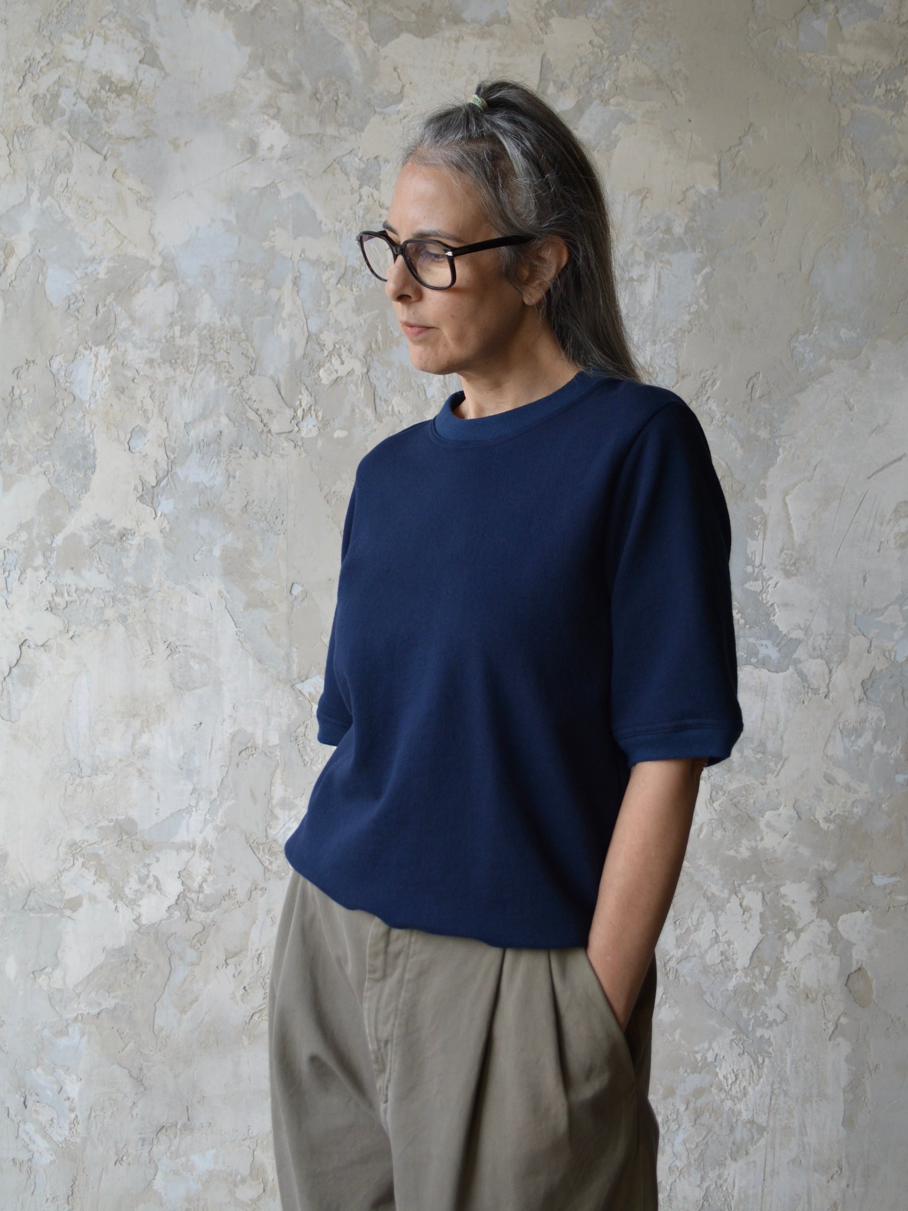 Short Sleeve Sweatshirt for Women in Navy