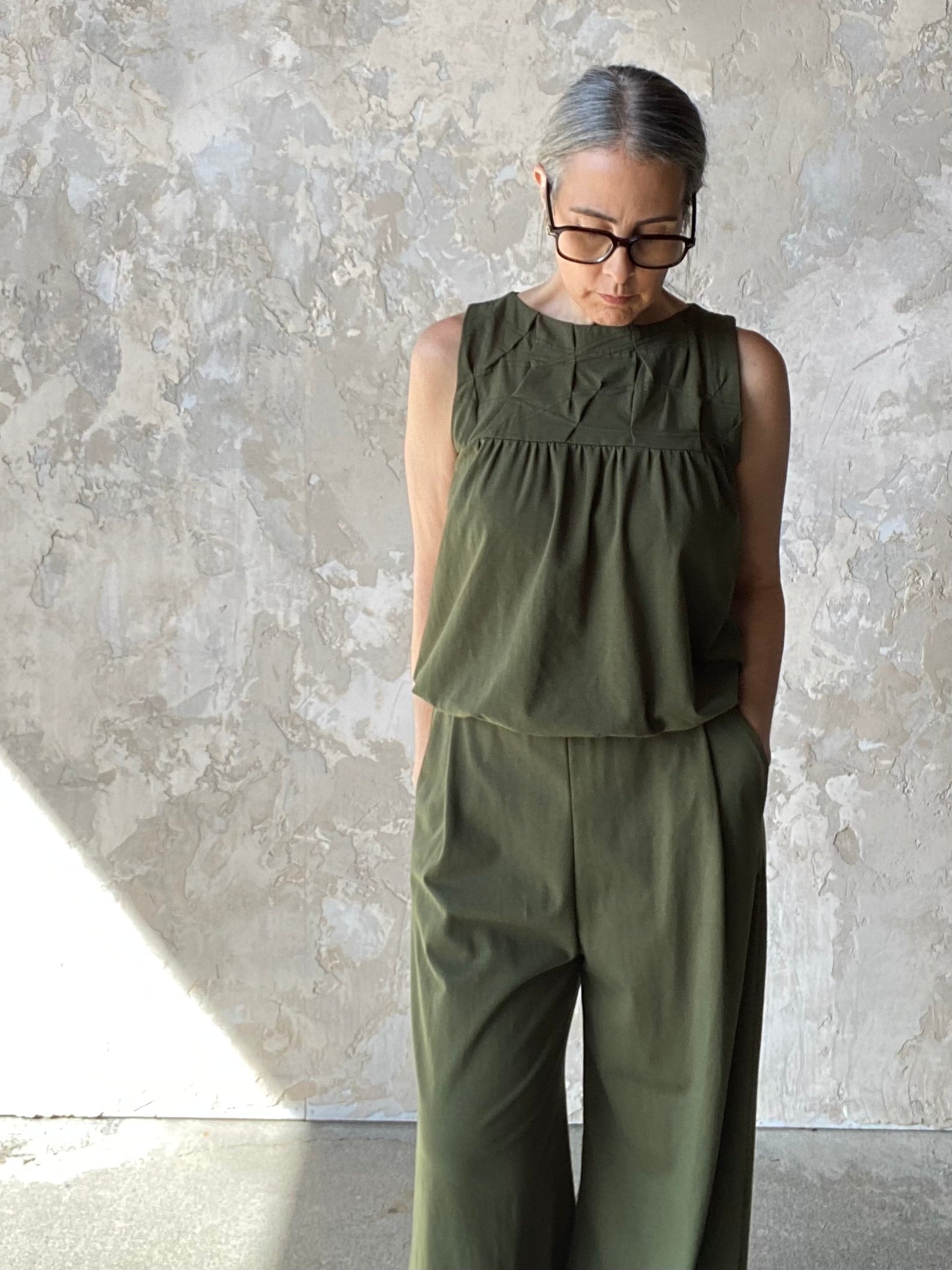 Folded Vest in Olive