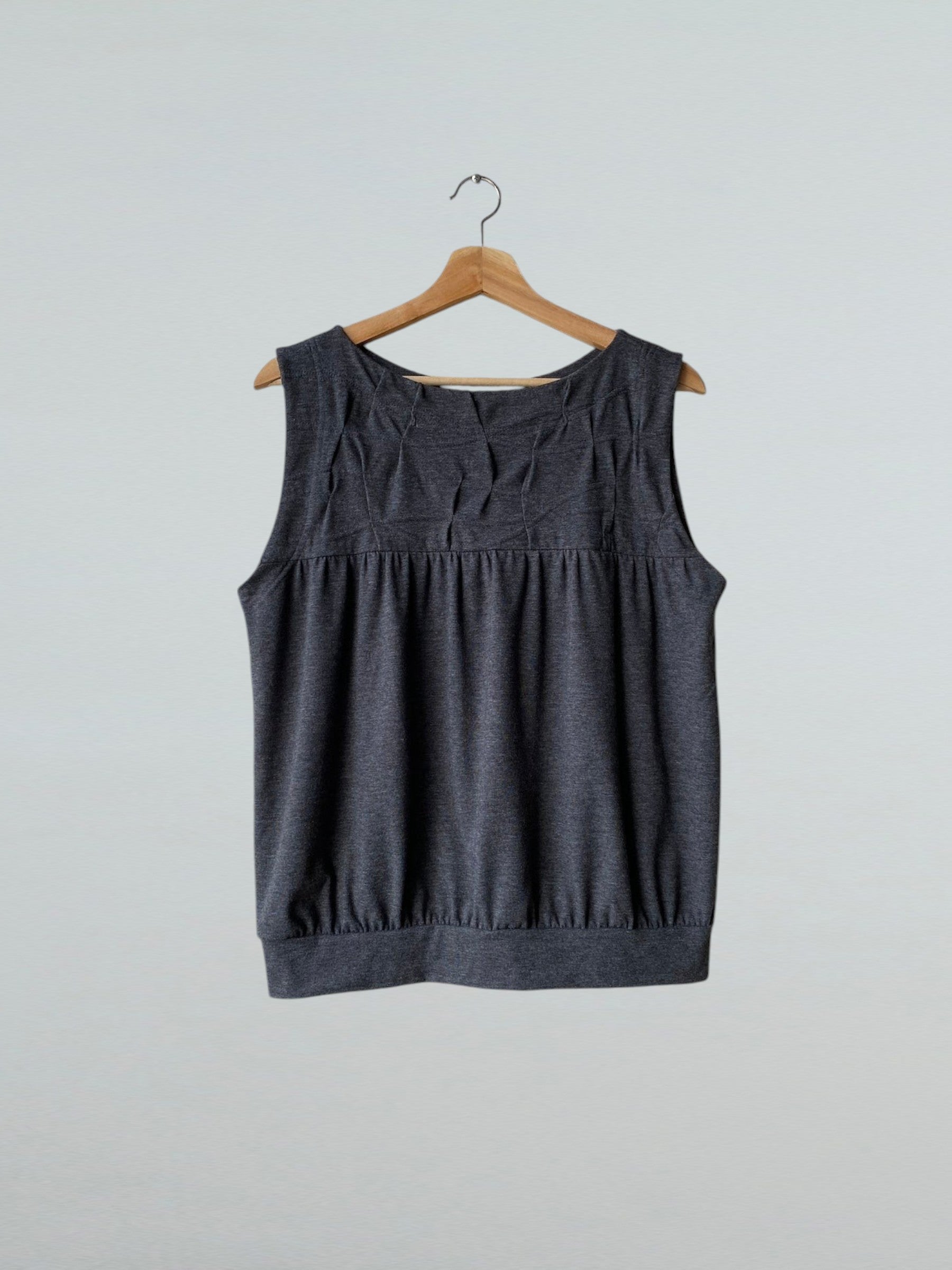 extra large, Folded Vest in heather charcoal