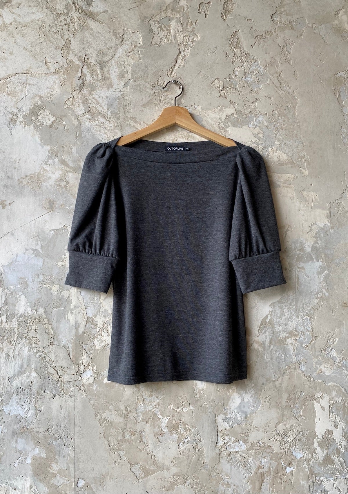 Large, Envelope Top in heather charcoal