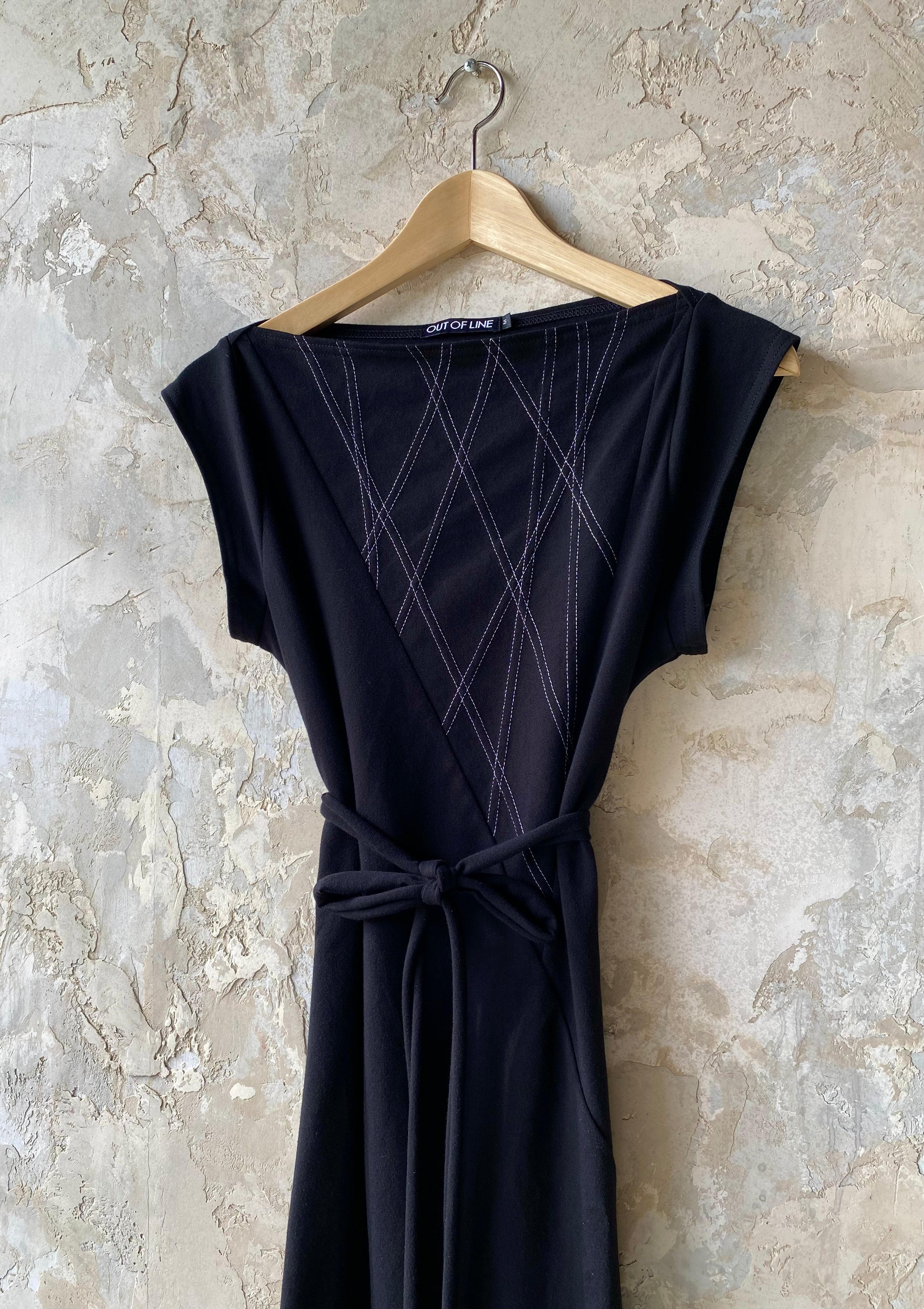 Medium, Triangle Dress, Black